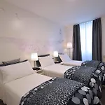 Residenza Corso Saba Konukevi Trieste
