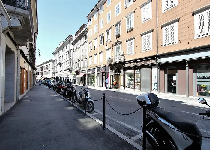 Residenza Corso Saba ترييستي